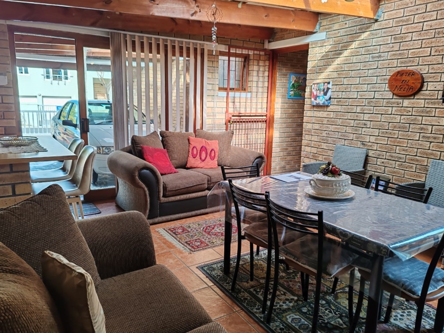 3 Bedroom Property for Sale in Kleinmond Western Cape